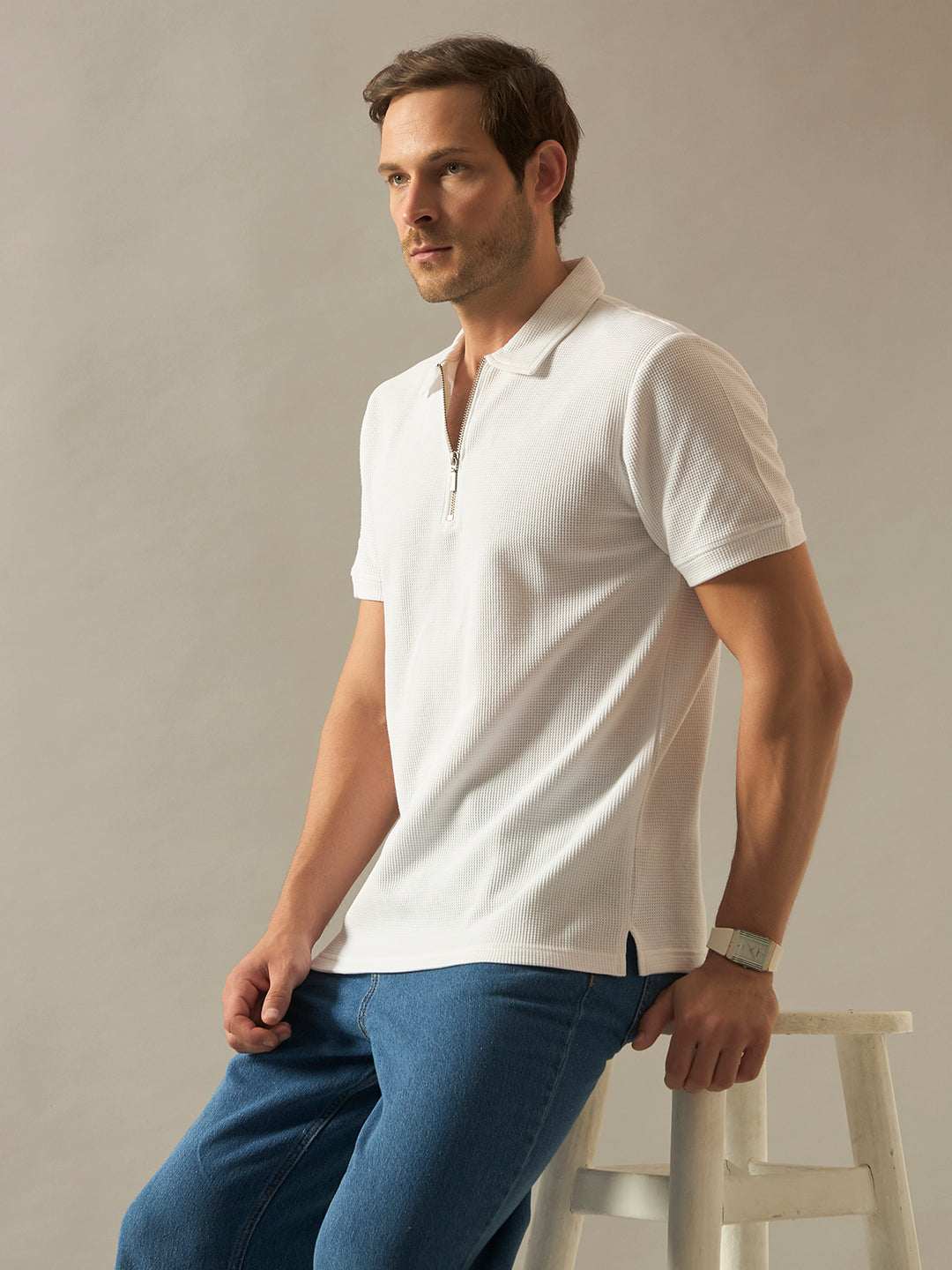 Rarebond Sentinel Men's White Textured Zip-Up Half Sleeves Polo  T-Shirt